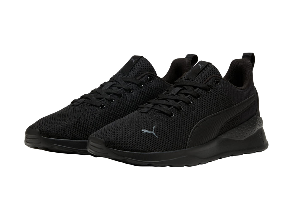 Tenis deportivos PUMA NZARUN LITE en color negro total, vista lateral.