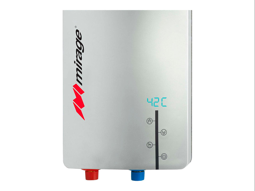 Boiler eléctrico compacto Mirage color plata con pantalla digital de temperatura y conexiones inferiores.