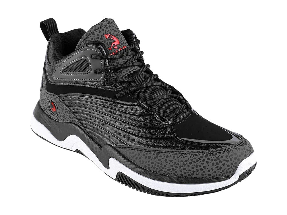 Tenis de baloncesto SHAQ color negro con suela blanca y detalles texturizados.