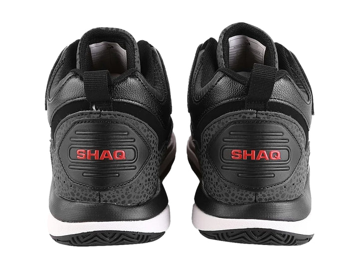 Tenis de baloncesto SHAQ color negro con suela blanca y detalles texturizados.