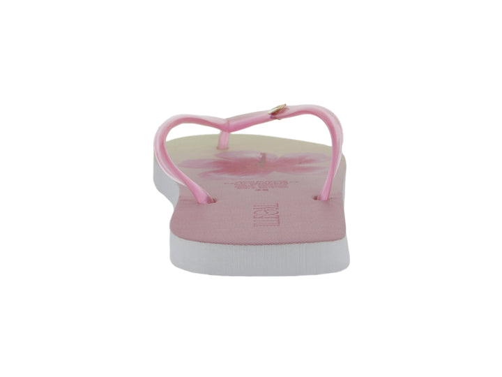 Sandalias de dedo color rosa con diseño floral en la plantilla y suela blanca.