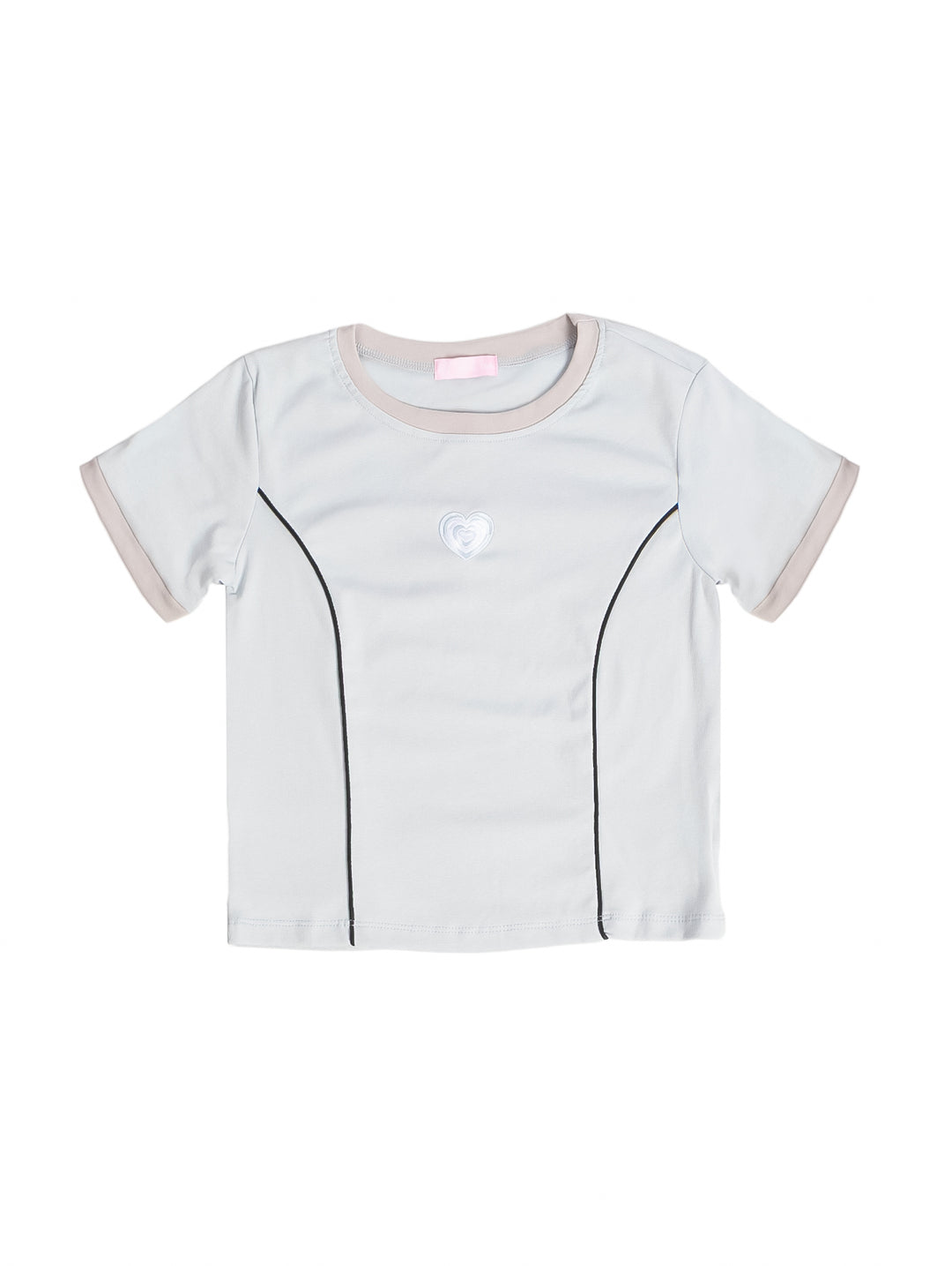 Camiseta azul claro para niña con cuello y mangas en rosa y líneas negras verticales.