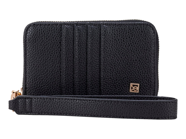 Bolso estilo cartera Cloe en color negro con textura rugosa, correa desmontable y detalles dorados.