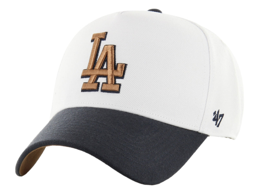 Gorra snapback de los LA Dodgers con corona blanca, visera azul marino y logotipo LA bordado.