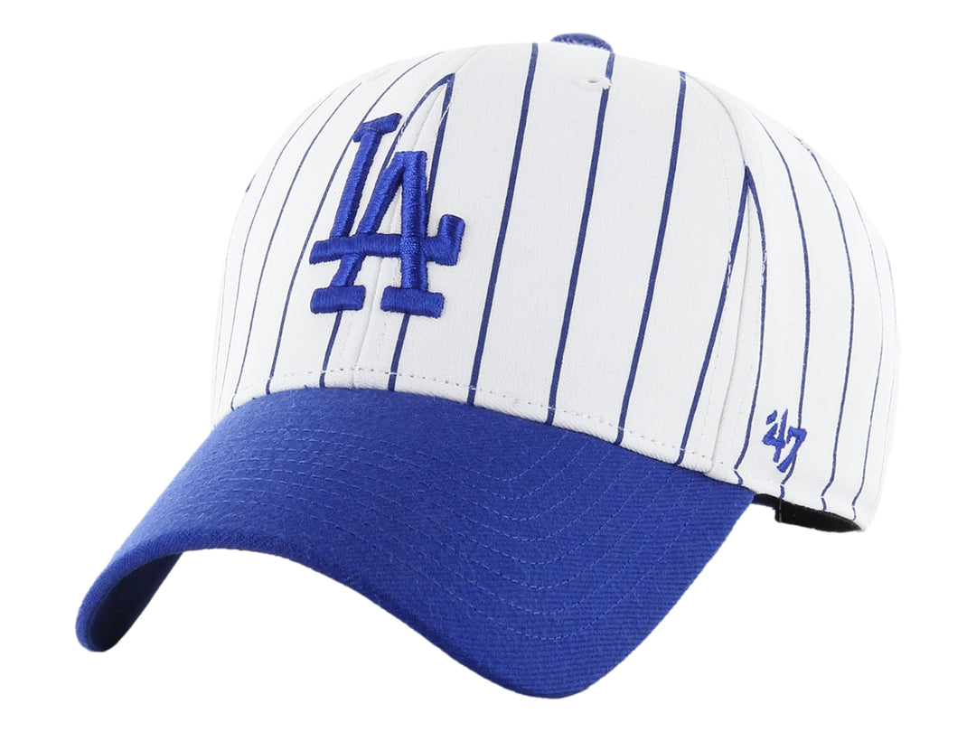 Gorra 47 Brand blanca con rayas azules verticales, visera azul y logotipo LA bordado al frente.