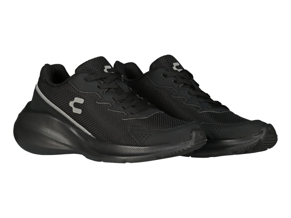Tenis Charly color negro con detalles en gris, diseño deportivo y casual con suela robusta.
