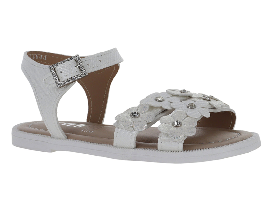 Sandalias blancas para niña con decoraciones florales y hebilla plateada.