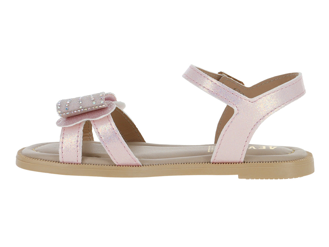 Sandalias rosas para niña con moño brillante y correa ajustable con hebilla dorada.