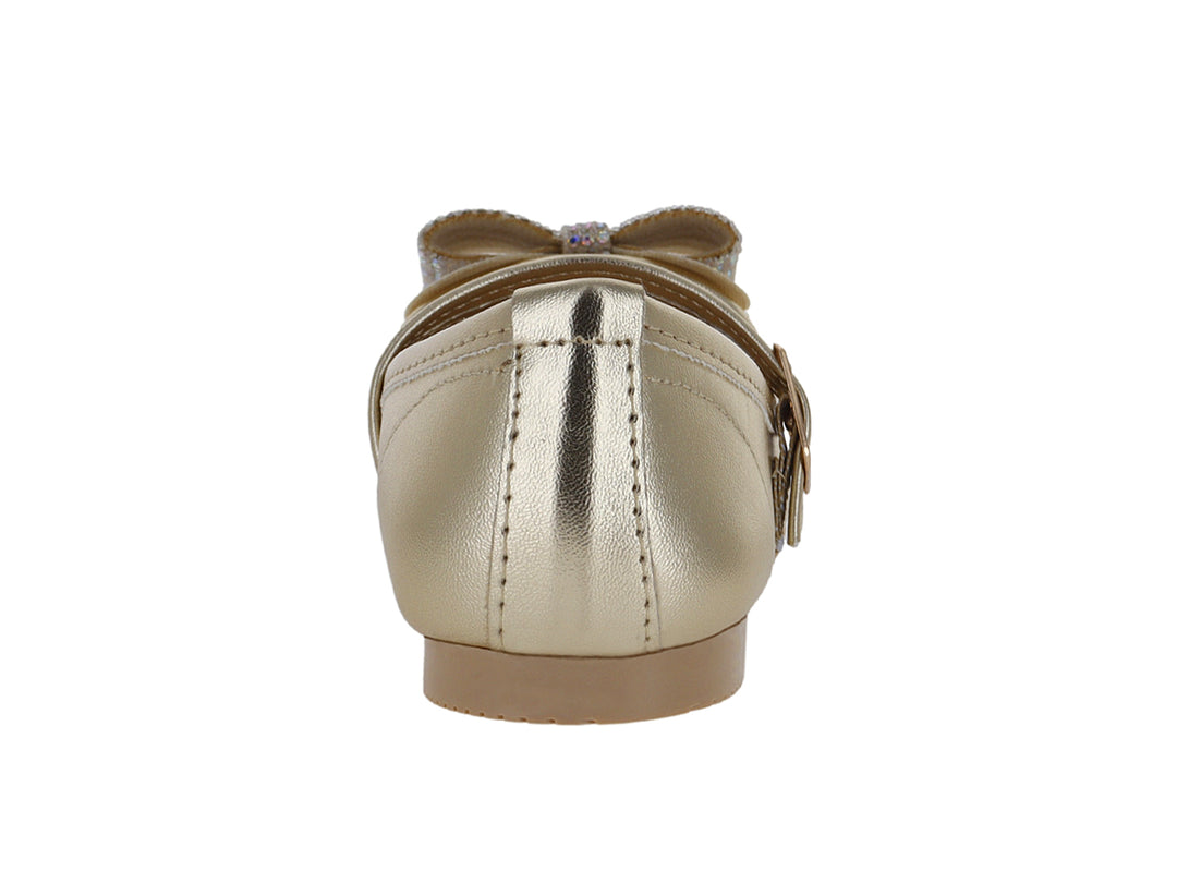 Zapato tipo ballerina color oro inglés para niña con moño decorativo y correa con hebilla.