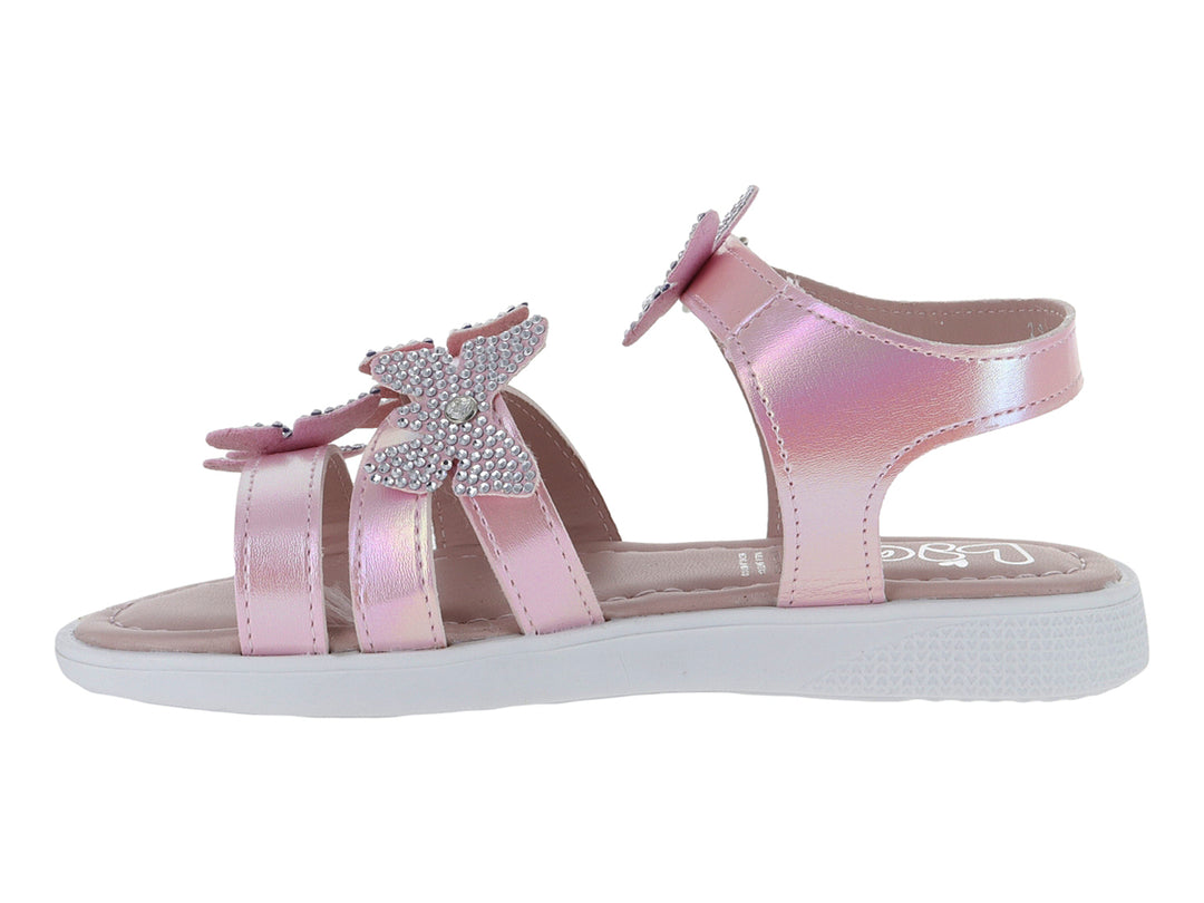 Sandalias para niña en color rosa candy con adornos de mariposas brillantes y suela blanca.