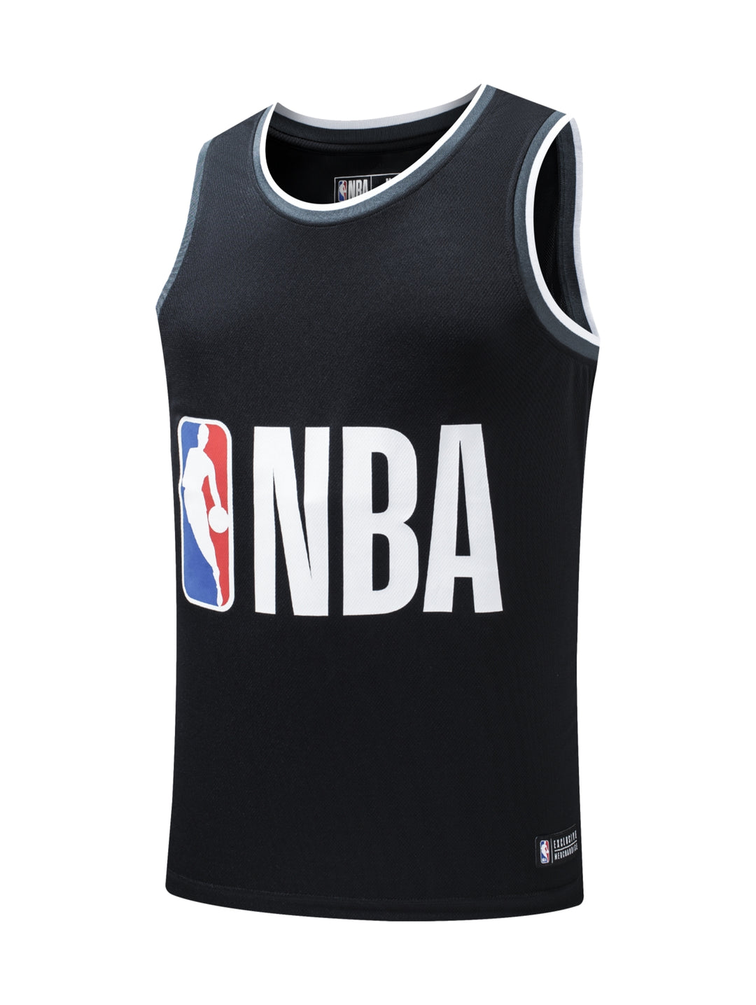 Camiseta sin mangas negra con logotipo de la NBA en blanco en el pecho.