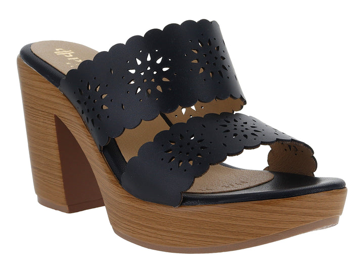 Sandalia negra de plataforma con tacón de madera y tiras con diseño calado para mujer.