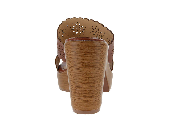 Sandalias color miel para mujer con plataforma de efecto madera y tiras con diseño calado