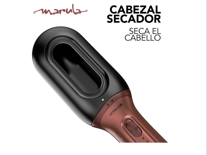 Cepillo moldeador de cabello GAMA ITALY en color rosa con accesorios y cabezal intercambiable sobre fondo blanco.