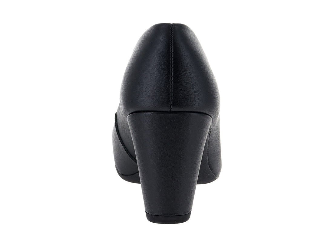 Zapato de tacón cuadrado color negro para mujer.