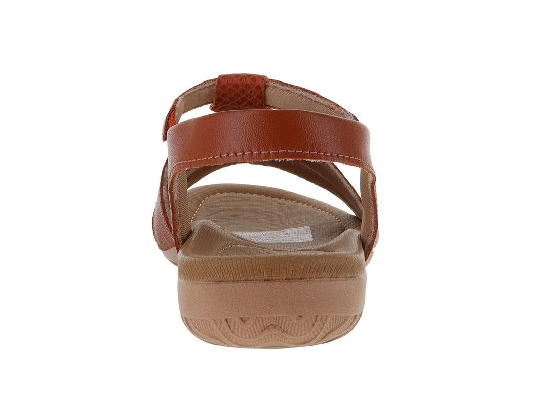 Sandalia de confort USAFLEX color terracota para mujer con tiras y hebilla dorada.
