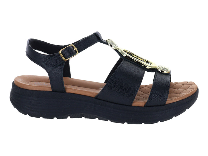 Sandalias negras de confort Ramarim para mujer con detalles dorados y suela gruesa.