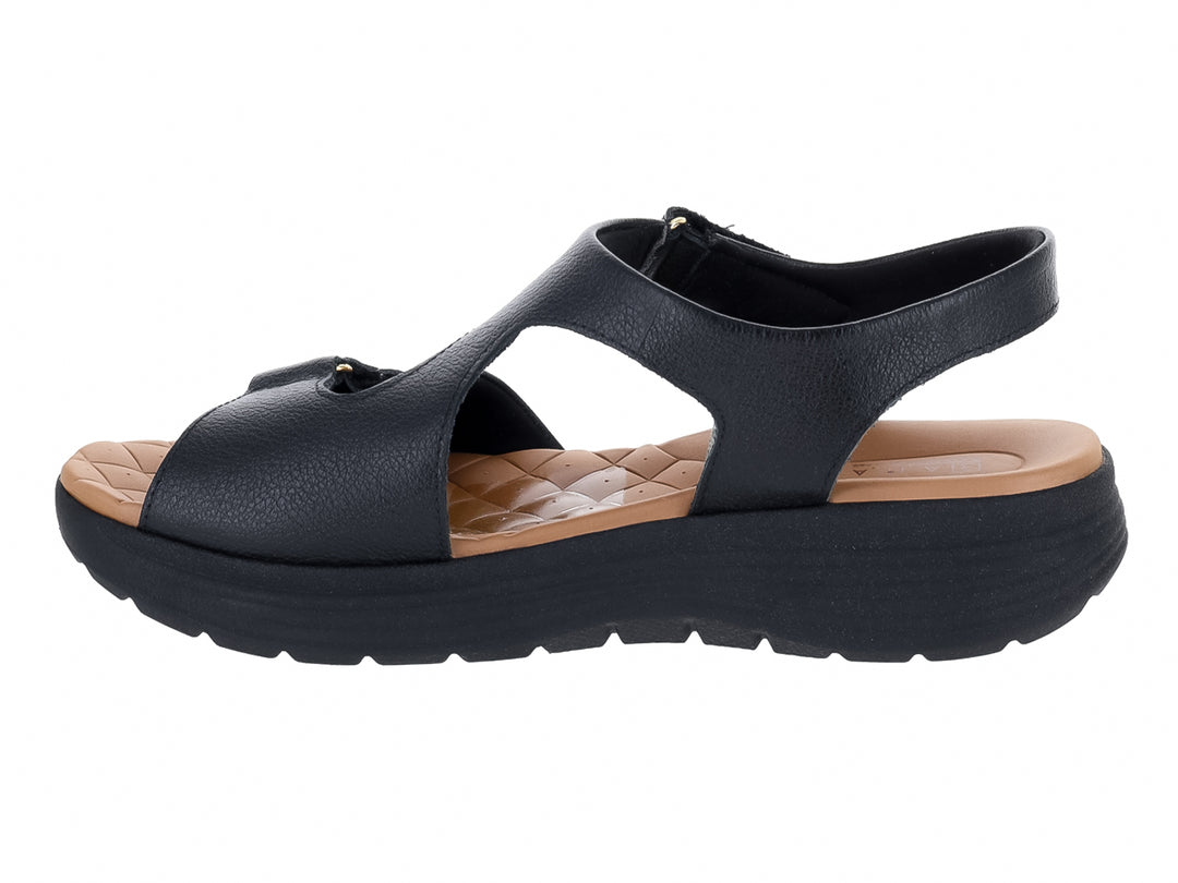 Sandalias negras de confort Ramarim con suela gruesa y plantilla color café para mujer.