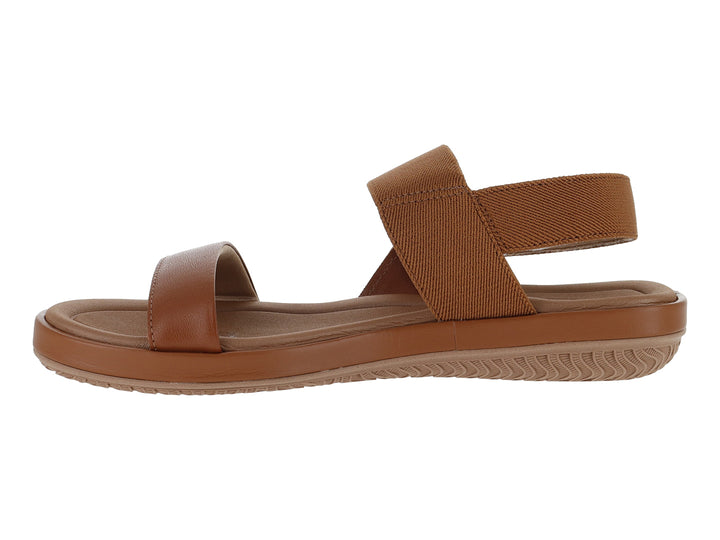 Sandalia USAFLEX color dulce de leche para mujer con correa ajustable y suela confortable.