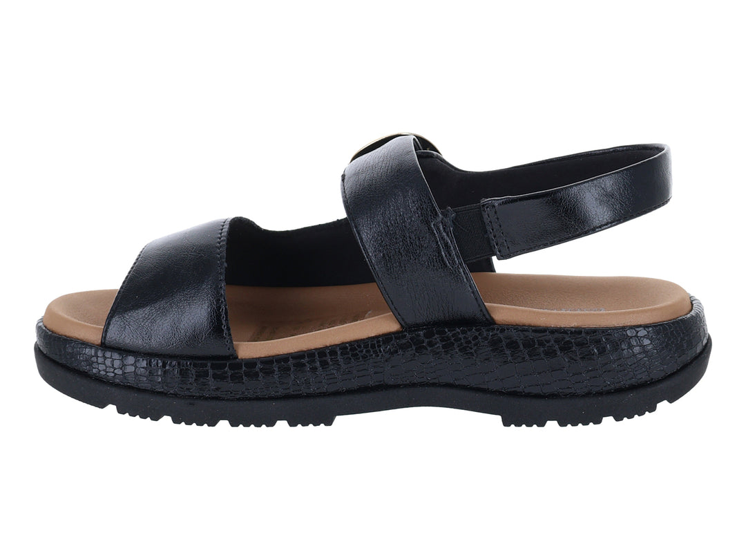 Sandalias negras de confort Ramarim con hebilla dorada y suela texturizada