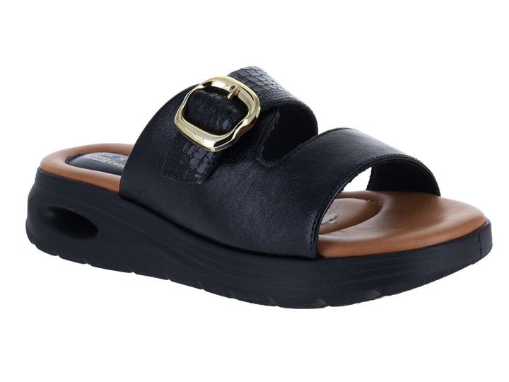 Sandalias negras de confort con hebilla dorada y plantilla color café.
