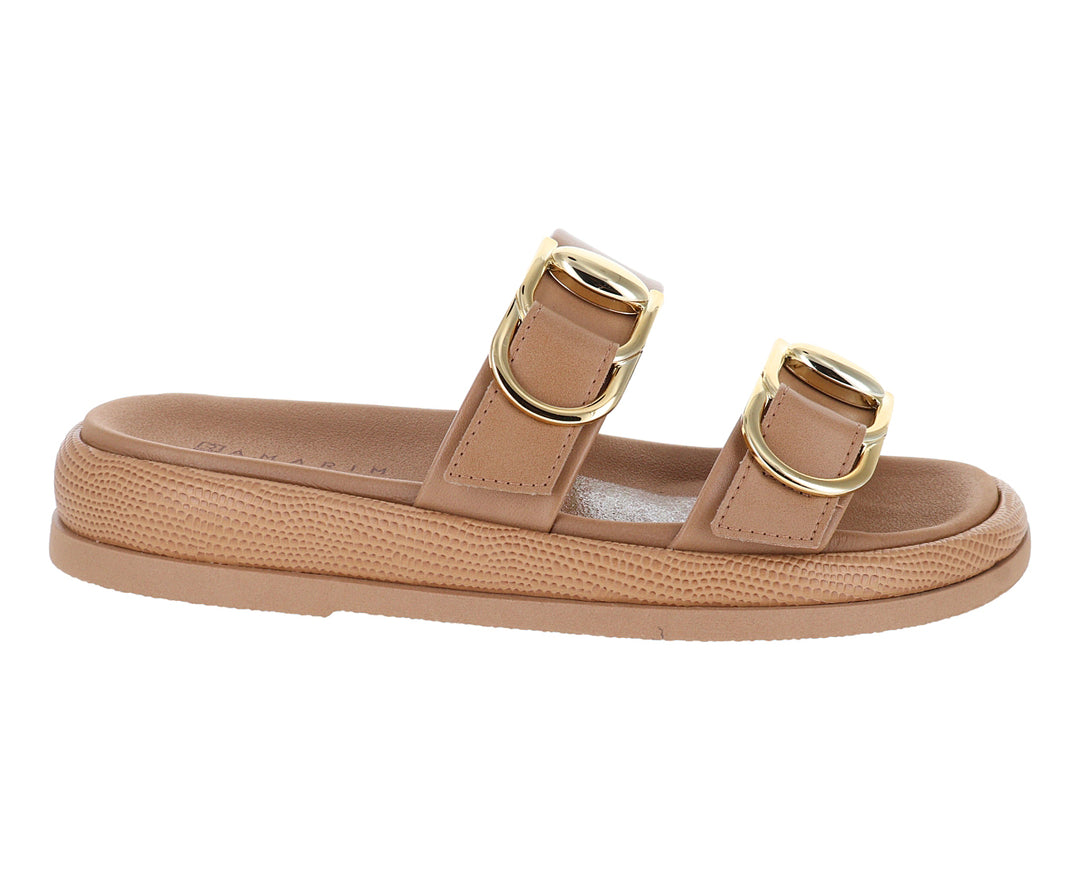 Sandalias Ramarim color marrón claro con plataforma y hebillas doradas.