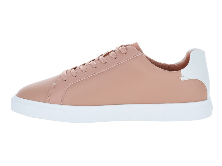 Tenis Calvin Klein de cuero color rosa con suela blanca y corte bajo.