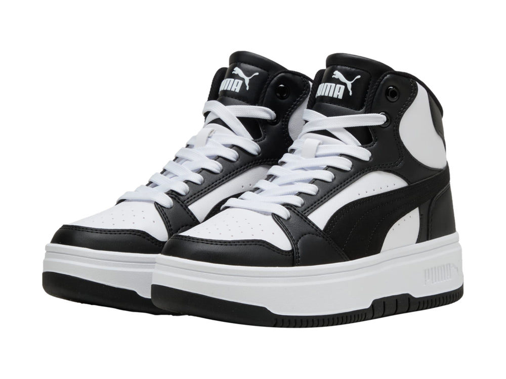 Tenis PUMA Rebound Femme Mid en colores blanco y negro con suela de plataforma blanca.