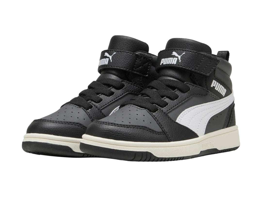 Tenis PUMA Rebound V6 Mid AC+ PS color negro con detalles y suela en blanco.