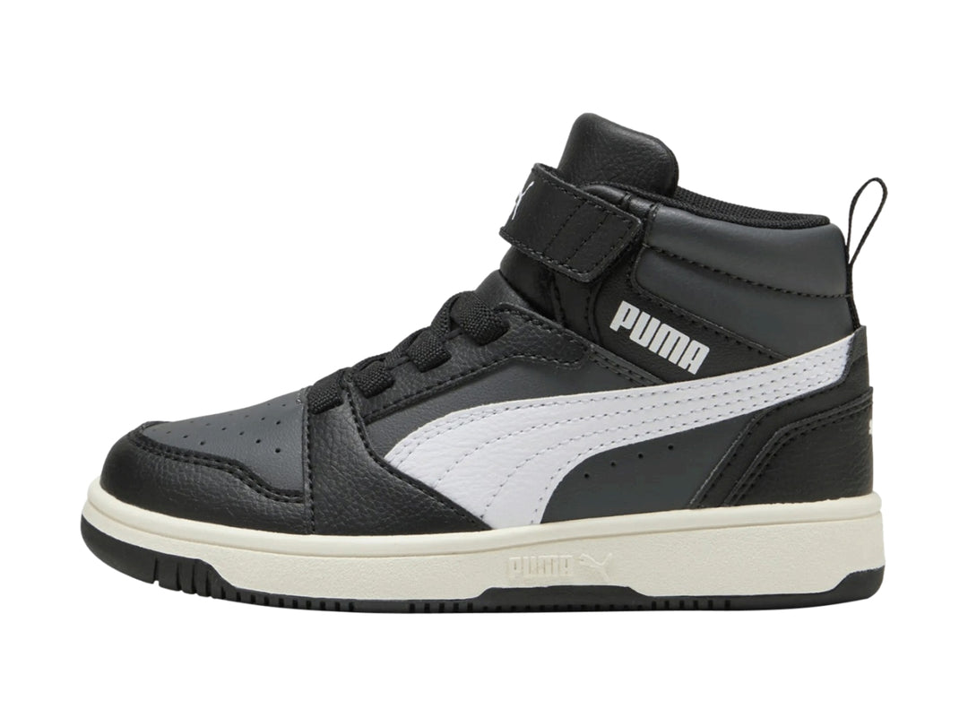 Tenis PUMA Rebound V6 Mid AC+ PS color negro con detalles y suela en blanco.