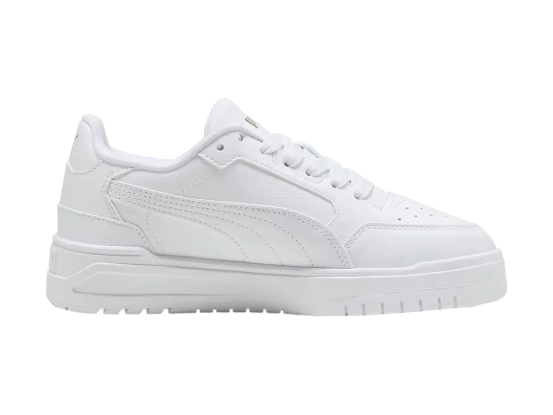 Tenis PUMA Shuffle Downtown Lo JR en color blanco total con suela ancha para niños.