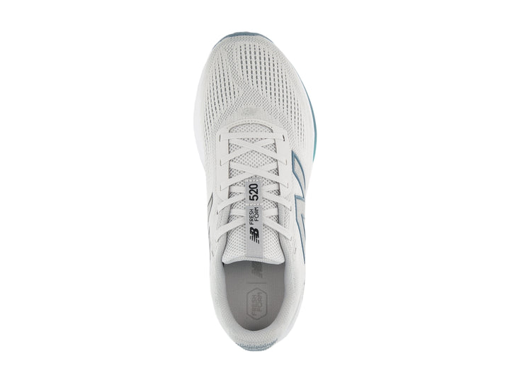 Tenis New Balance 520 color gris con suela blanca y detalles en azul para hombre
