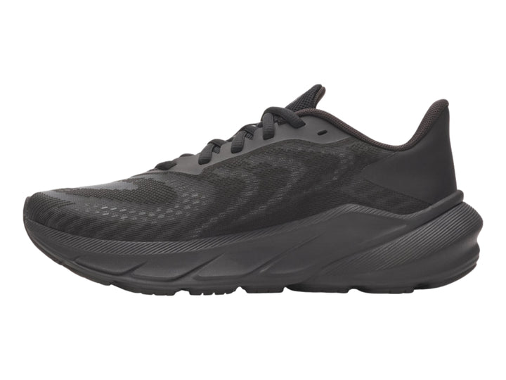 Tenis deportivos Under Armour Turbulence 3 en color negro para mujer.