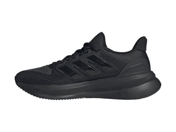 Tenis deportivos Adidas Ultrarun 5 en color negro, vista lateral sobre fondo blanco.