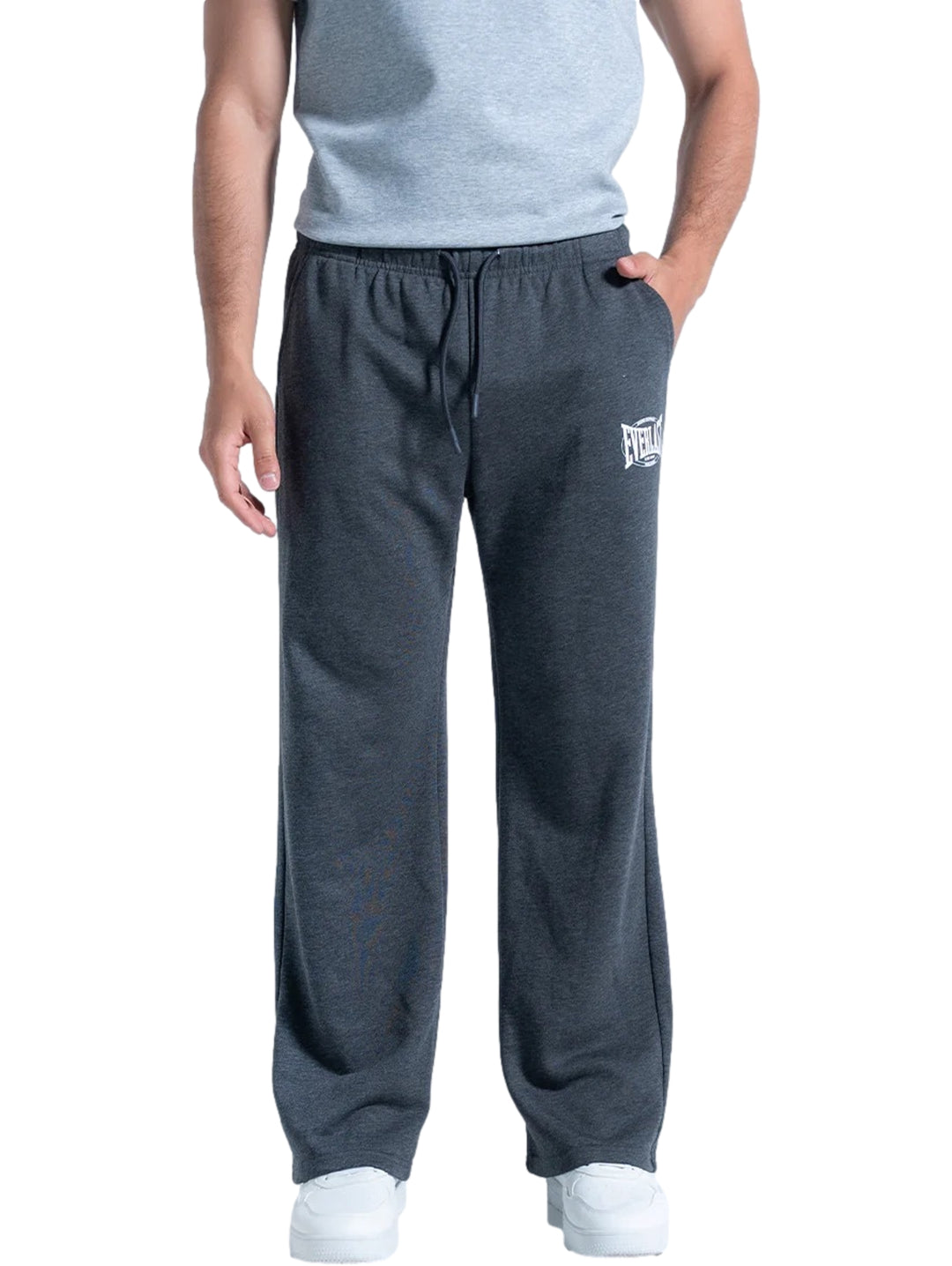 Pantalón deportivo Everlast color gris oxford con cintura elástica y corte recto.