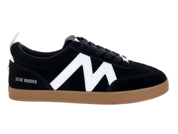 Tenis de gamuza negra con suela color café y detalle blanco lateral.