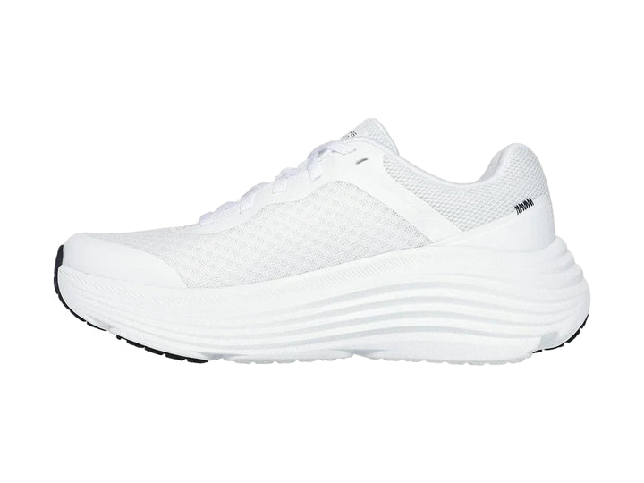 Tenis deportivos Skechers color blanco con suela Max Cushion y malla transpirable.