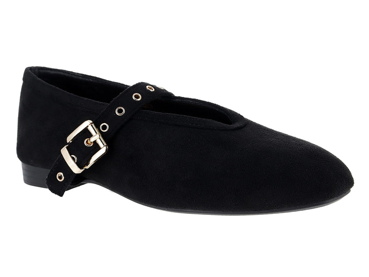 Zapato plano tipo ballerina color negro con correa y hebilla dorada.