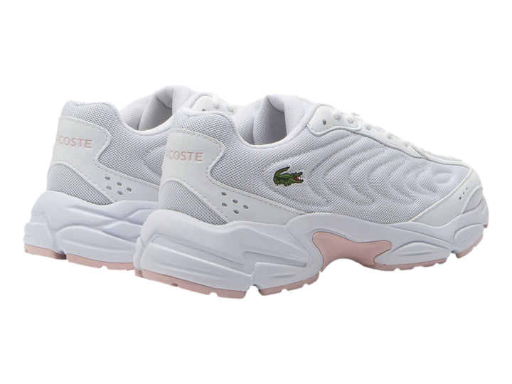 Tenis deportivos Lacoste color blanco con detalles en rosa en la suela y logotipo en el lateral.