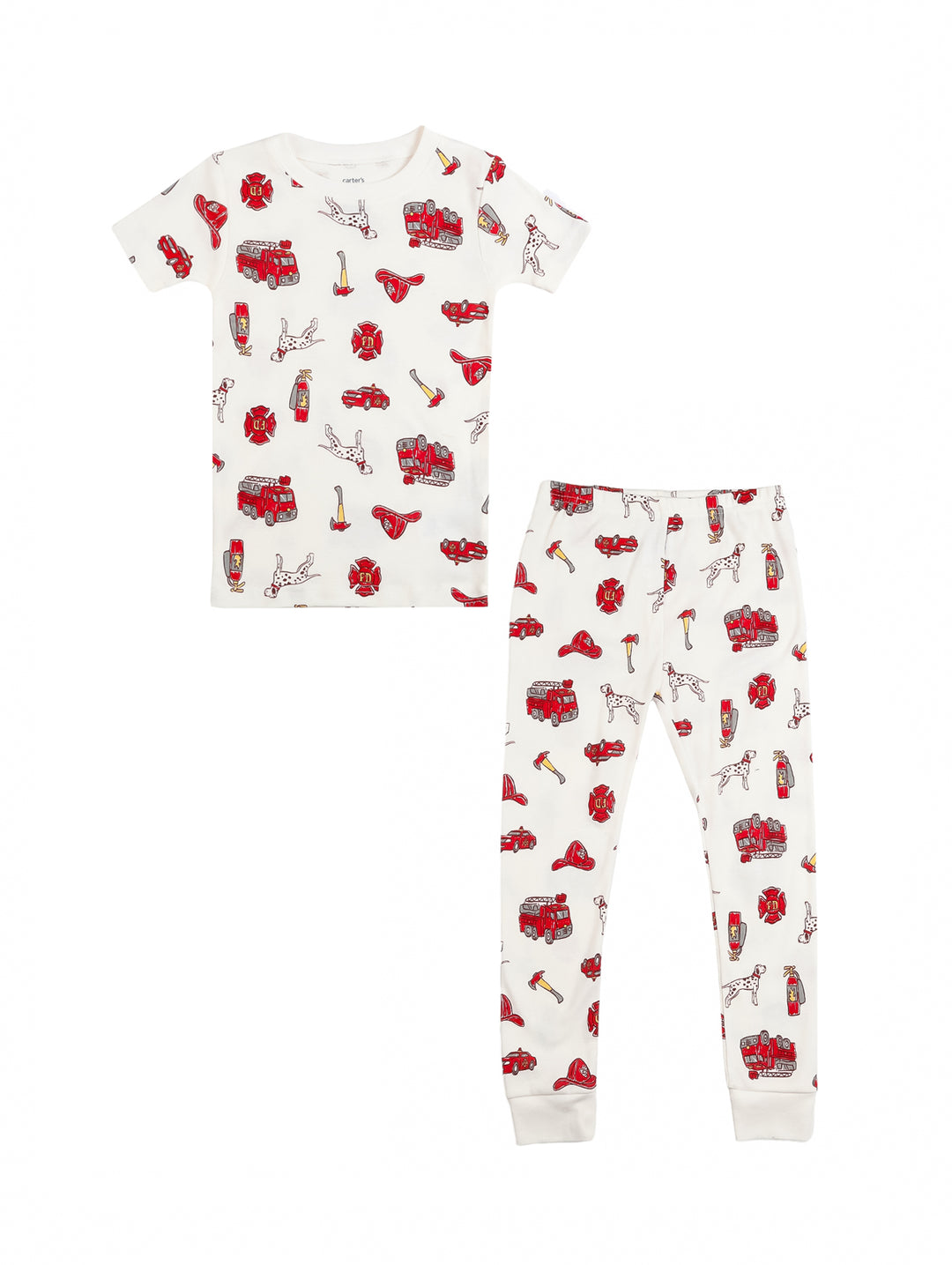 Conjunto de pijama rojo para niño con camiseta de camión de bomberos y pantalón a rayas blancas.