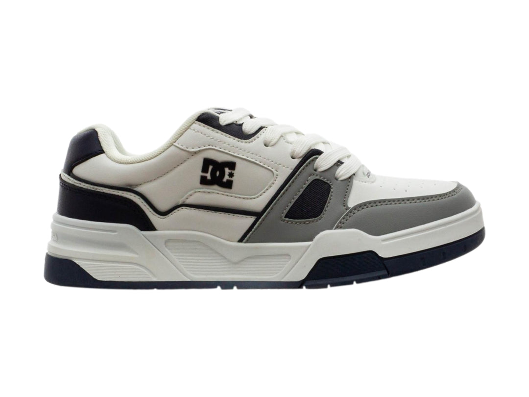 Tenis DC Shoes Prodigy color blanco con detalles en negro y gris y suela ancha.