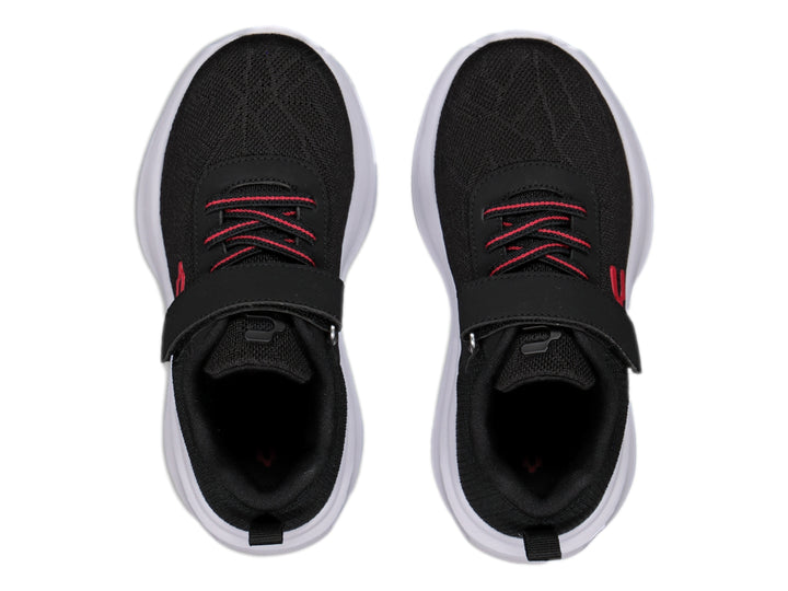 Tenis deportivos Charly en color negro con suela blanca y detalles rojos.