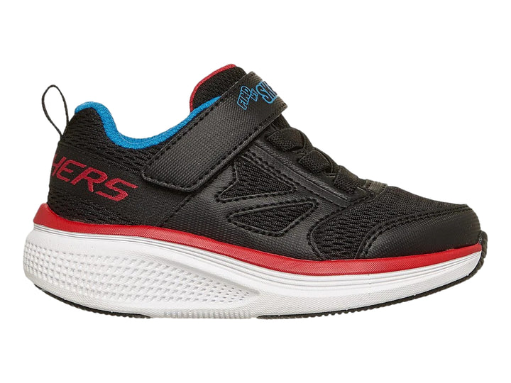 Tenis deportivos Skechers para niño en color negro con suela blanca y detalles en rojo y azul.