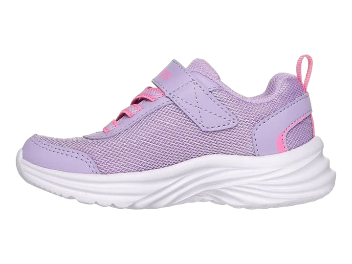Tenis deportivos para niña en color morado con detalles en rosa y suela blanca.