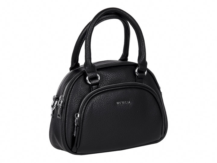 Bolso de mano color negro con textura rugosa, asa superior y detalles en metal plateado.