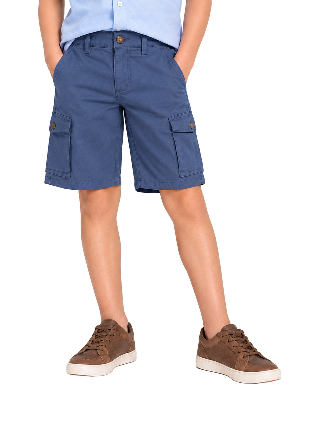 Bermuda cargo color océano de la marca Mayoral para niño, con bolsillos laterales y botones.