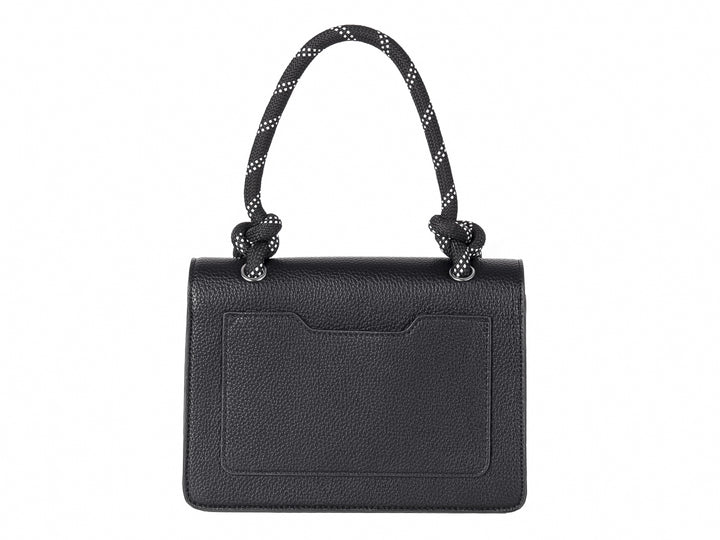 Bolso de mano negro con textura rugosa y asas decorativas de cuerda trenzada en blanco y negro.