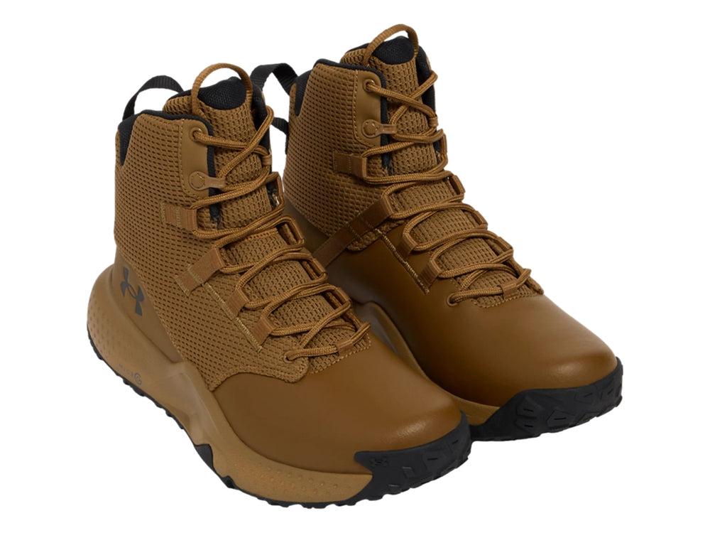 Bota Under Armour Stellar Mid en color marrón con suela negra y detalles de malla.