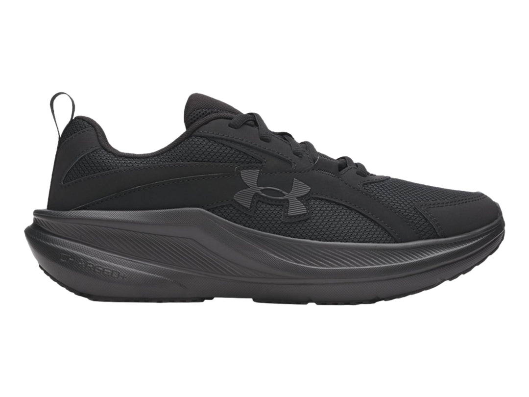 Tenis deportivos Under Armour color negro con malla transpirable y suela negra.