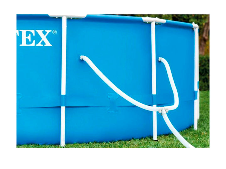 Alberca circular azul INTEX con estructura blanca y bomba de filtrado.